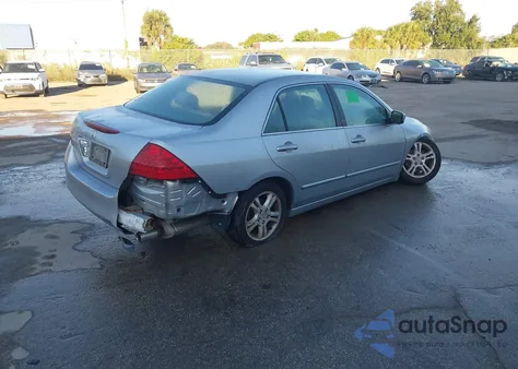 2007 Honda Accord 2.4 Ex from USA, damaged, VIN 1HGCM56777A176018